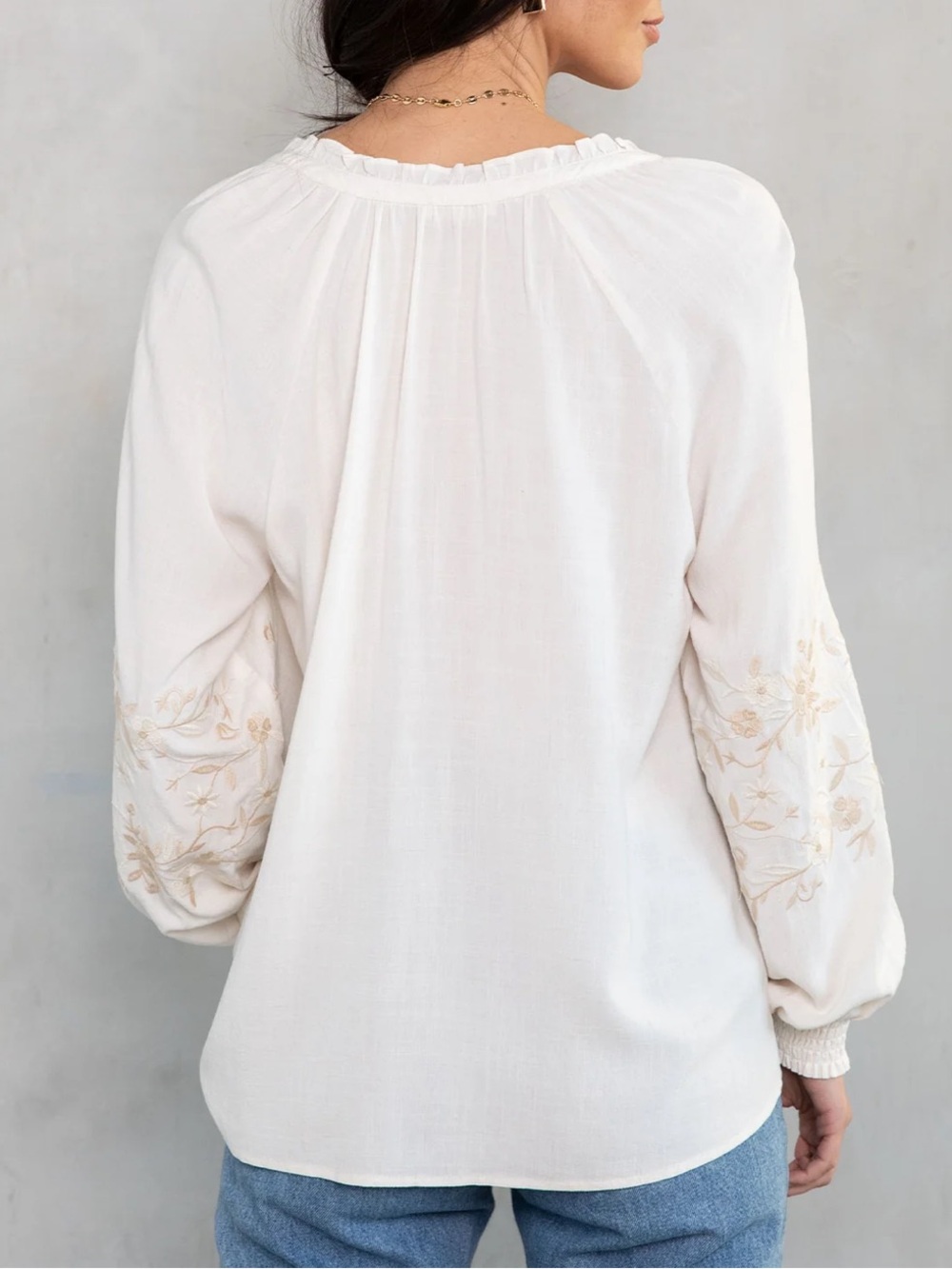 lovestitch women’s Elin Embroidered Peasant Top Large tassels - Picture 3 of 8
